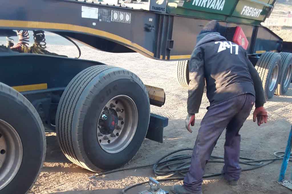 Plant maintenance and breakdown support